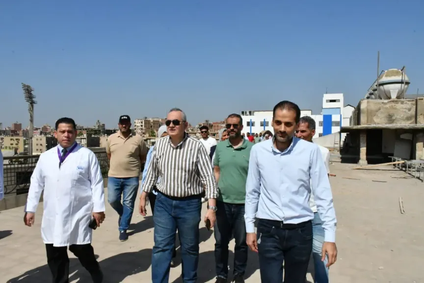 تشديدات مكثفة داخل مستشفى بنها التعليمي.. رئيس الهيئة يوجه بسرعة إنهاء مشروعات التطوير