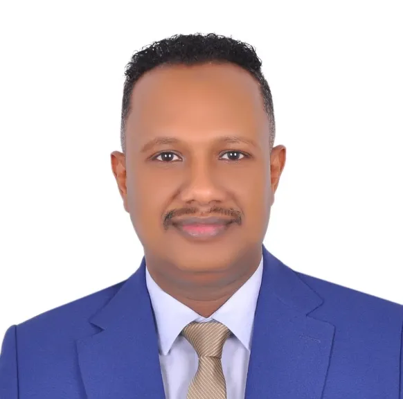 المستشار محمد عباس يشيد بدور مصر والرئيس السيسي في دعم الاستقرار الإقليمي واحتضان السودانيين