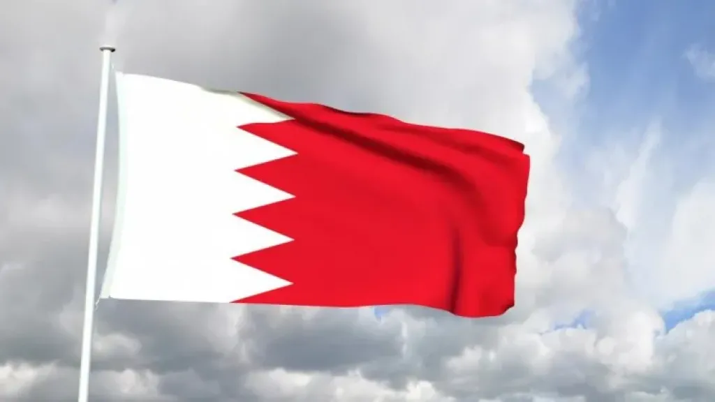 كيف أصبحت البحرين أمام خيارات صعبة جراء الحرب الأمريكية الإيرانية؟