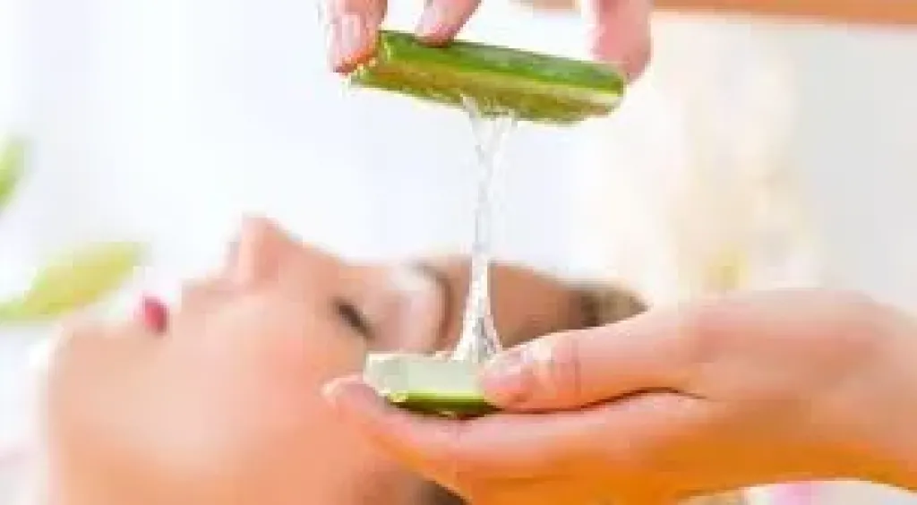 3 طرق لاستخدام جل الصبار للعناية بالبشرة في المنزل