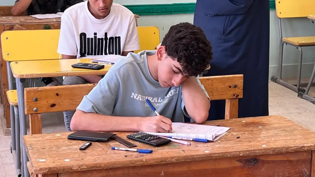 بتوجيهات الإمام الأكبر.. إعادة توزيع درجات نقطتين بامتحاني النحو والفيزياء مراعاةً لمصلحة الطلاب