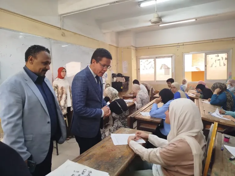 رئيس جامعة بنها 