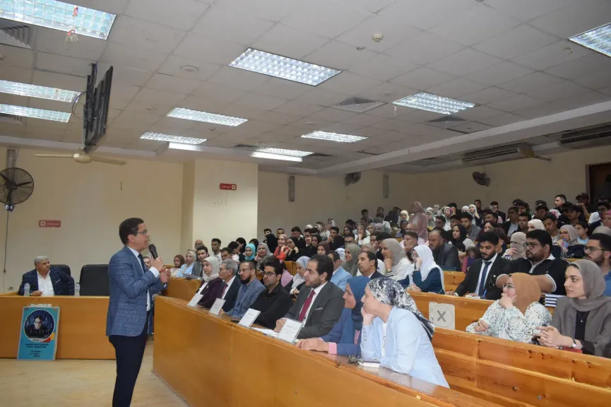 الذكاء الإصطناعي في صدارة مشروعات التخرج ببنها.. ورئيس الجامعة يشيد بالمستوي