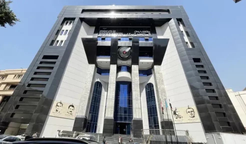 توصية برلمانية بزيادة سنوية ثابتة لبدل التدريب والتكنولوجيا للصحفيين