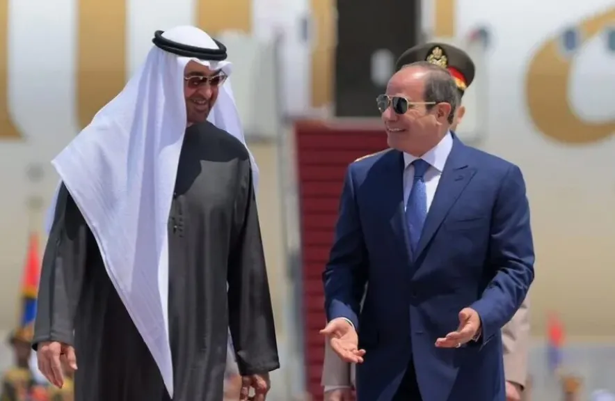سفير الإمارات يكشف دلالات زيارة  الشيخ محمد بن زايد المفاجئة إلى مصر