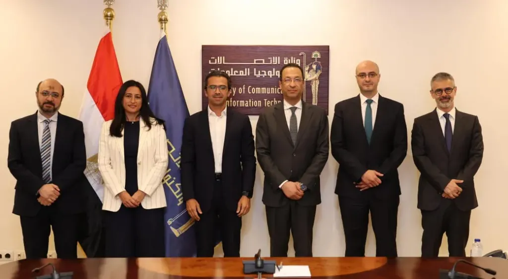 وزير الإتصالات يشهد منح ترخيص لشركة حسن علام لإنشاء مركز بيانات باستثمارات 400 مليون دولار