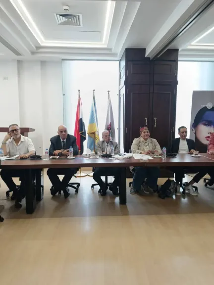 شعبة البصريات  بتجارية الاسكندرية  تستعرض أحدث التقنيات الإيطالية في صناعة العدسات