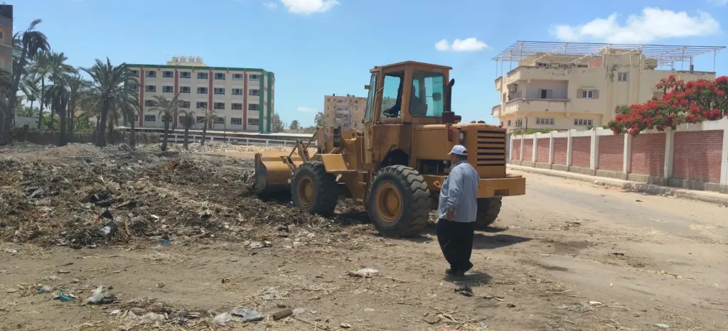 محافظ البحيرة: خطة مكثفة لتحسين الخدمات ومستوى النظافة بمركز إدكو