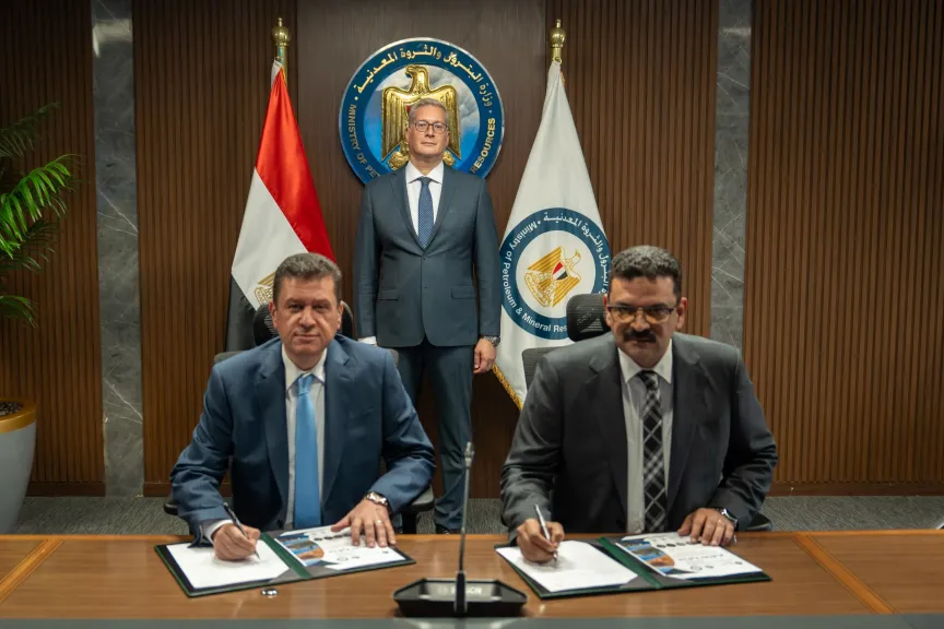 وزير البترول يشهد توقيع مذكرة تفاهم لتعظيم القيمة المضافة لفوسفات أبو طرطور وإقامة صناعات تحويلية متقدمة