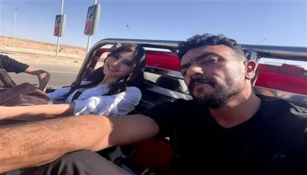 كواليس جديدة تجمع أحمد العوضي ومي عمر من تصوير ”شمشون ودليلة”  قبل طرحه رسميًا