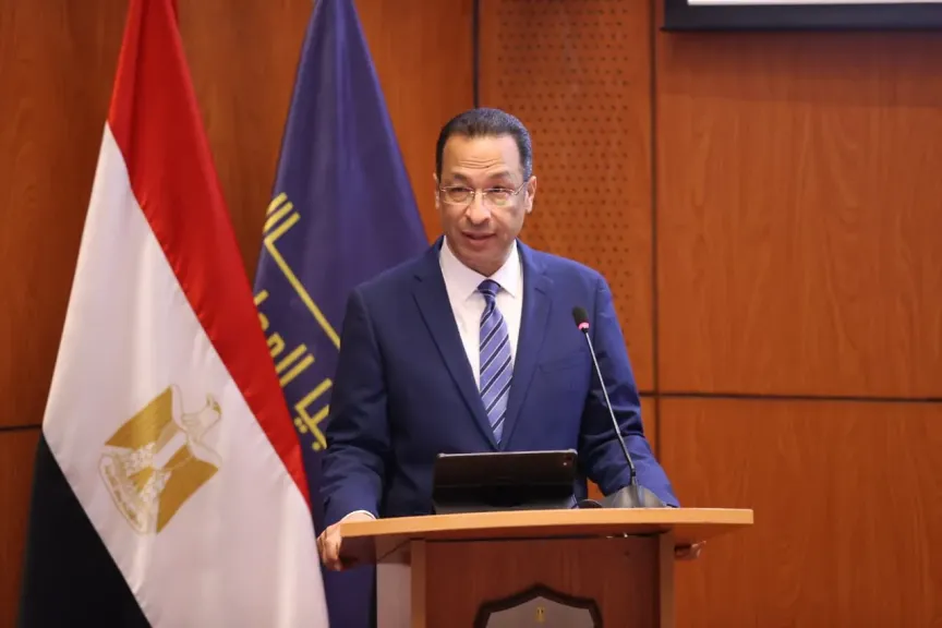 وزير الاتصالات يؤكد : توافر البنية التحتية الرقمية المتطورة هي مفتاح مصر لجذب الاستثمارات في مجال مراكز البيانات