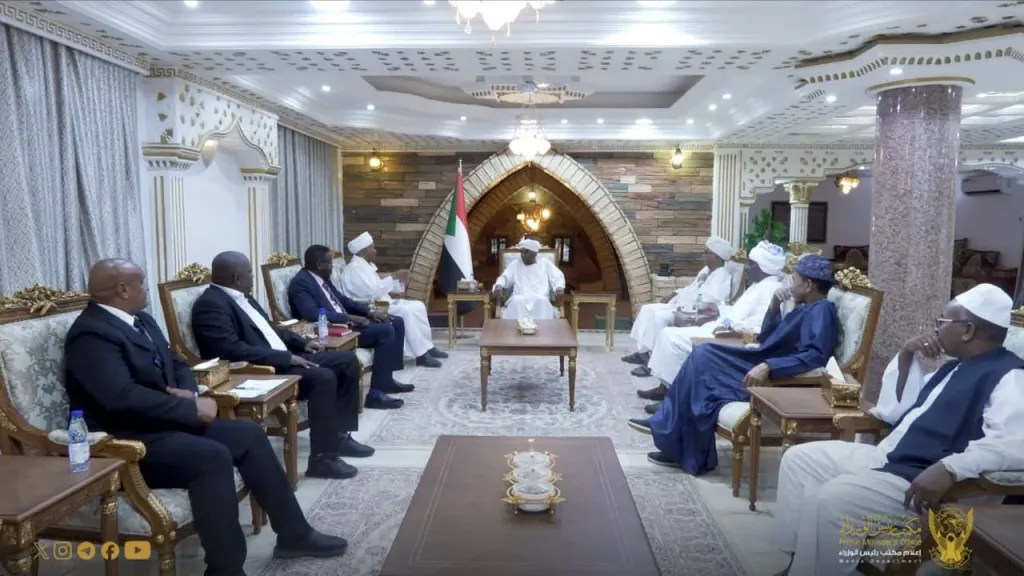 السودان: رئيس الوزراء يؤكد حرص حكومة الأمل على تسهيل عودة المواطنين  في دول المهجر إلى البلاد