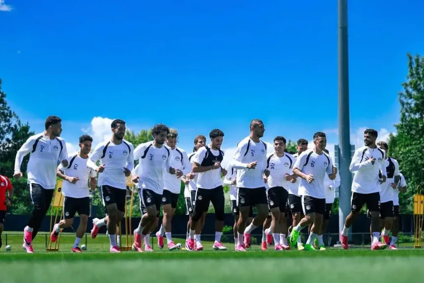 بعثة منتخب مصر تغادر إلى كندا استعداداً لمواجهة نيوزيلندا