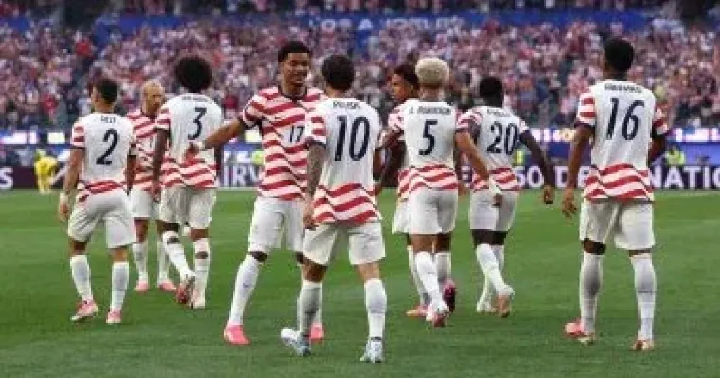منتخب الولايات المتحدة يختم الشوط الأول بهدفين دون رد أمام أستراليا بكأس العالم
