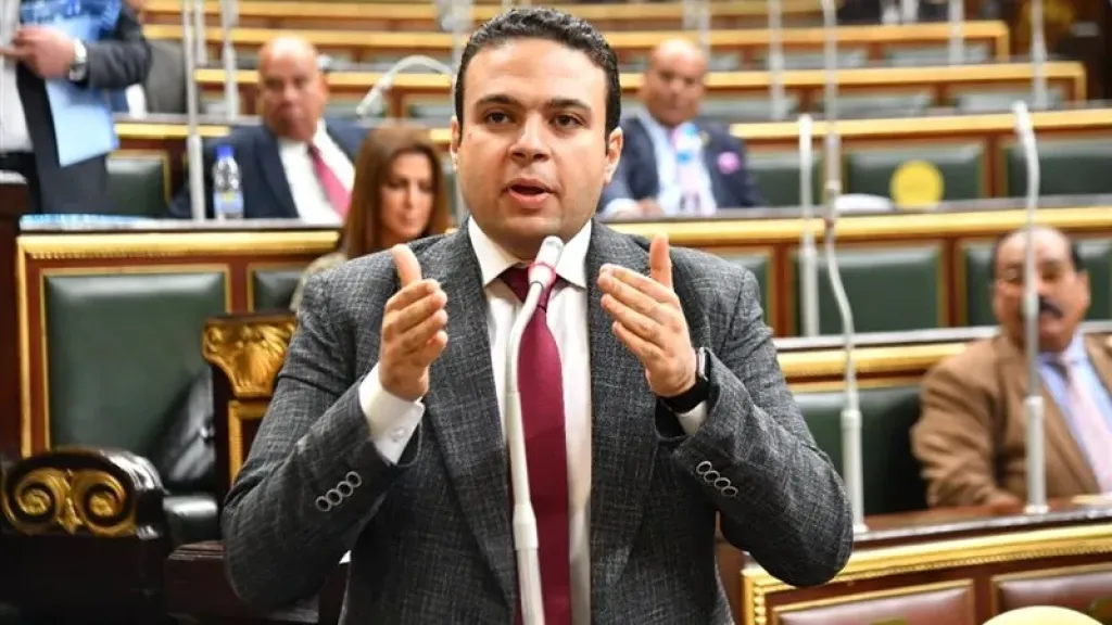 النائب عبدالمنعم إمام