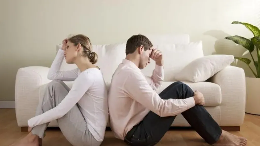 خلافات زوجية بدأت بمنشورات على فيسبوك وانتهت في محكمة الأسرة