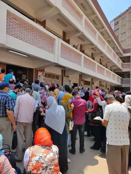 وفاة معلمة أسوان تفجر أزمة الانتدابات.. نائب بالبرلمان يطالب بتقليصها..وخبراء ومعلمون ينادون بعدالة التوزيع ومراعاة الظروف الإنسانية