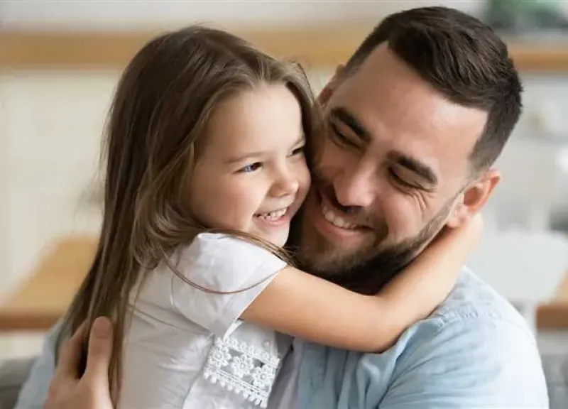 في يومه العالمي.. ما دور الأب في دعم الصحة النفسية للأبناء؟