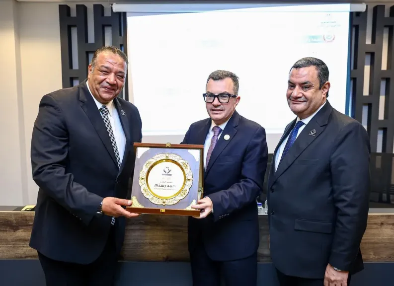 خلال لقائه ”تنسيقية شباب الأحزاب والسياسيين” في ذكرى تأسيسها الثامنة..  وزير التخطيط: صياغة خطة التنمية في سياق عالمي معقد