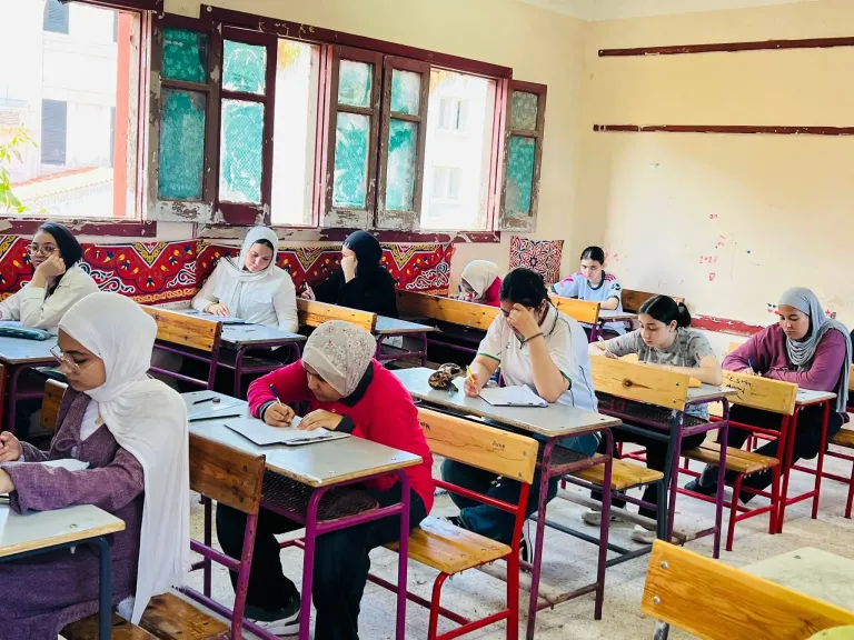 كم سيتكفل بتكلفة إصلاح التلفيات بمدرسة الروافع.. وزير التعليم يعلن