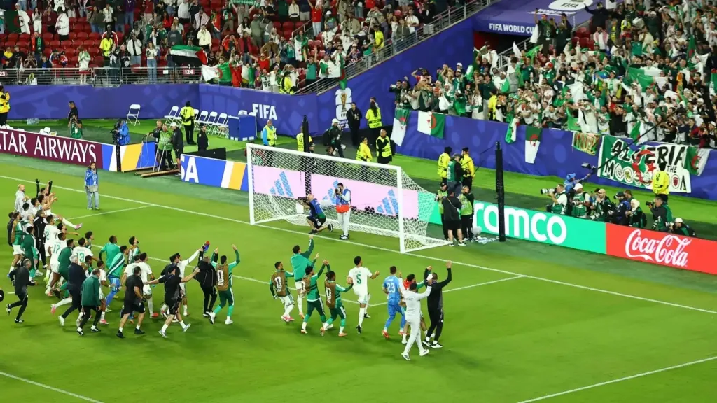 ماذا يحتاج منتخب الجزائر للتأهل لدور الـ32 لكأس العالم؟