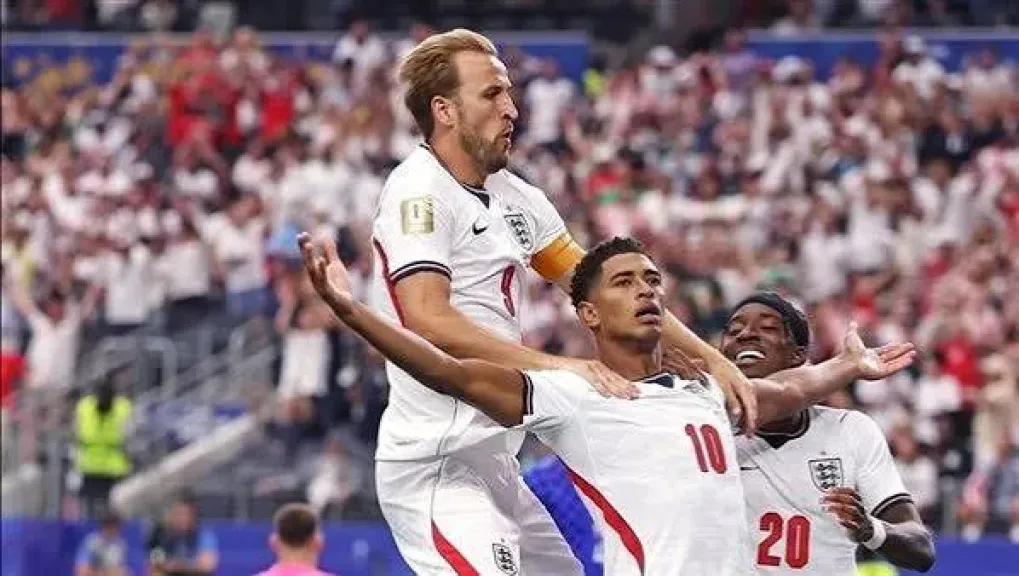 مواجهة قوية بين إنجلترا وغانا.. إعلان التشكيل الرسمي لقمة المجموعة الثانية عشرة في كأس العالم