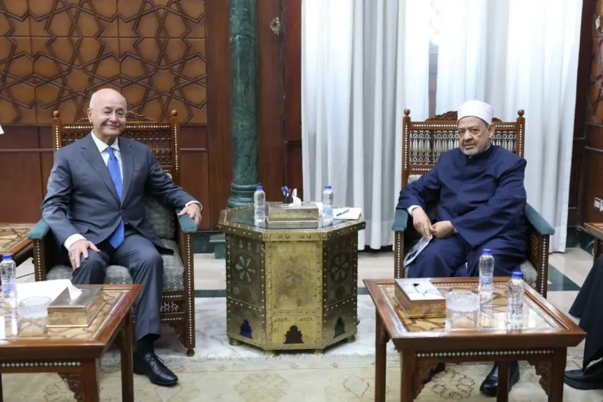 شيخ الأزهر والمفوض السامي للأمم المتحدة لشؤون اللاجئين يبحثان تعزيز التعاون لدعم حقوق اللاجئين والنازحين