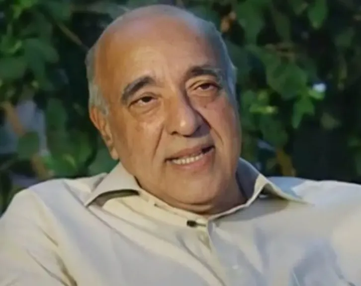 في ذكرى رحيله.. كيف تحول يوسف داود من مهندس إلى نجم كوميديا؟