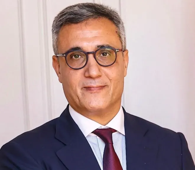 سفير الجزائر بالقاهرة يدعو الجالية للمشاركة في الانتخابات التشريعية المقررة 2 يوليو ويؤكد: استحقاق يعزز مسار الجمهورية الجديدة
