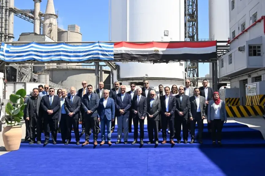 وزيرا الصناعة والاستثمار ومحافظ الإسكندرية يشهدون افتتاح صومعتي التصدير الجديدتين بمصنع شركة ”تيتان” مصر بالدخيلة