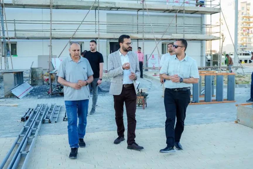 رئيس جهاز العلمين الجديدة ووكيل وزارة الصحة بمطروح يتفقدا جاهزية تشغيل المركز الطبي بالحي اللاتيني