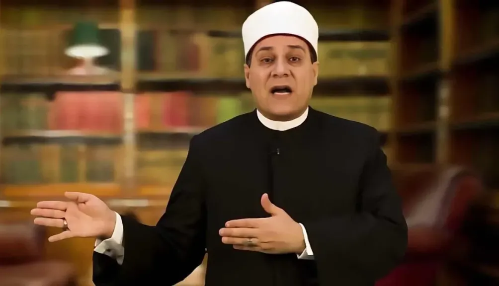 بعد الدعوات لانسحاب منتخب مصر أمام إيران.. مظهر شاهين: الدفاع عن القيم لا يكون بالانسحاب بل بعدم المشاركة في مظاهر الترويج لما يخالف ديننا وأخلاقنا