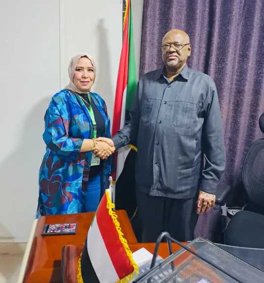 القنصل العام للسودان بأسوان ل”النهار ” مصر احتضنت  السودانيين خلال الحرب….وتنسيق كامل بين البلدين لإنجاح مشروع العودة الطوعية إلى الديار واعادة الإعمار