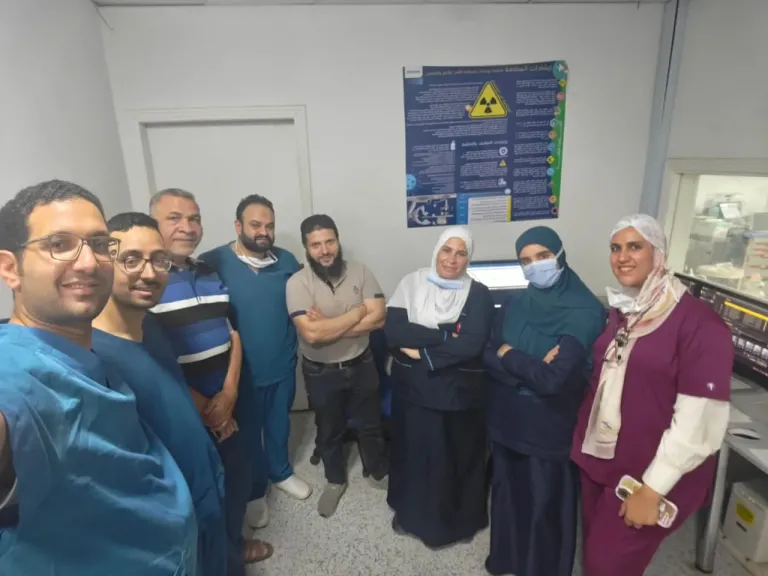 نجاح جراحة دقيقة لإعادة بناء وتثبيت عظام الوجه والفكين بمستشفى أشمون العام