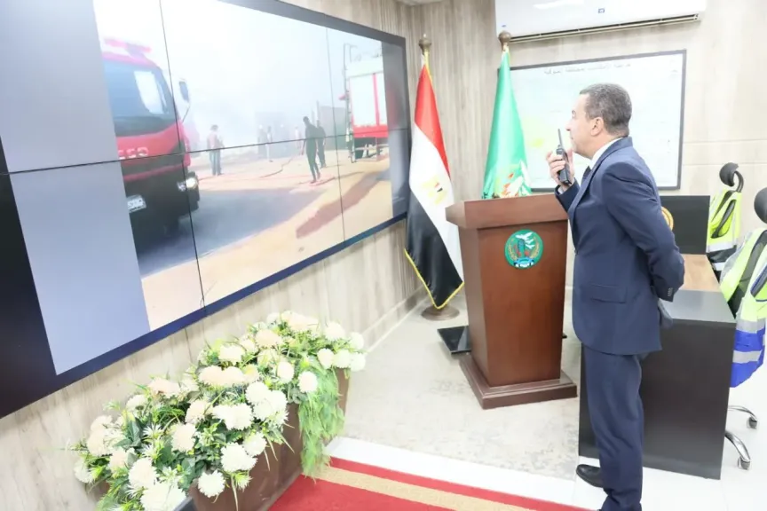 محافظ المنوفية يتابع لحظة بلحظة حريق مصنع بالسادات ويوجه بعدم مغادرة الموقع حتى انتهاء أعمال التبريد