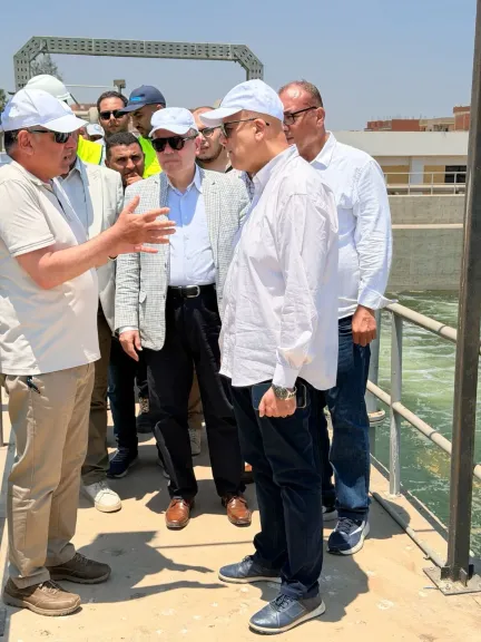 وزيرة الإسكان تتابع عدداً من مشروعات المبادرة الرئاسية “حياة كريمة” بمحافظات الغربية ودمياط وسوهاج