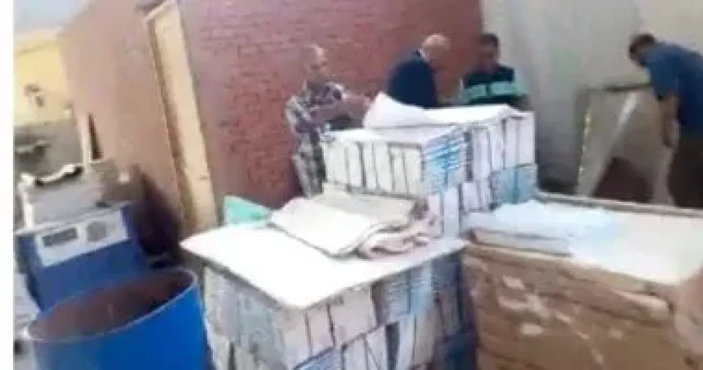 ضبط مطبعة بدون ترخيص بعين شمس.. ضبط 21 ألف مطبوع مخالف لحقوق الملكية الفكرية