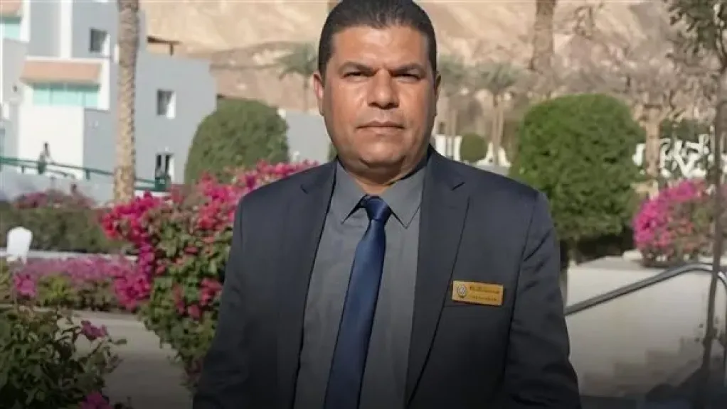 مصرع رئيس مدينة طابا وإصابة 3 في انقلاب سيارة على طريق طابا – سانت كاترين أثناء توجههم لاجتماع رسمي