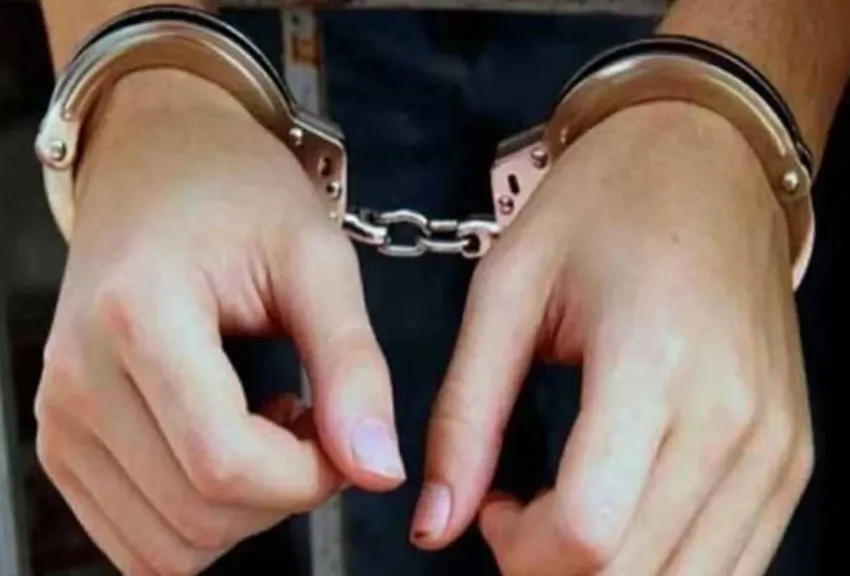 أبوه ربطه من إيديه ورجليه وسلمه.. جنايات دمنهور تقضى ببراءة شاب من تهمة الاتجار بالمخدرات
