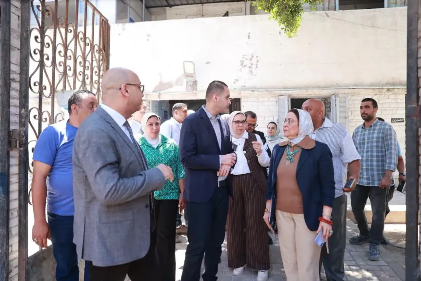قبل استقبال المصطافين.. نائب وزير الصحة يختبر جاهزية مستشفيات الإسكندرية