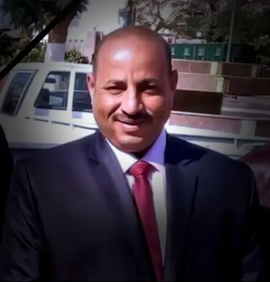 خلافات الميراث تتحول إلى جريمة مأساوية.. مقتل رئيس الوحدة المحلية لقرية إدفا بطلق ناري.. ومحافظ سوهاج: كان مثالًا للإخلاص والتفاني في خدمة المواطنين