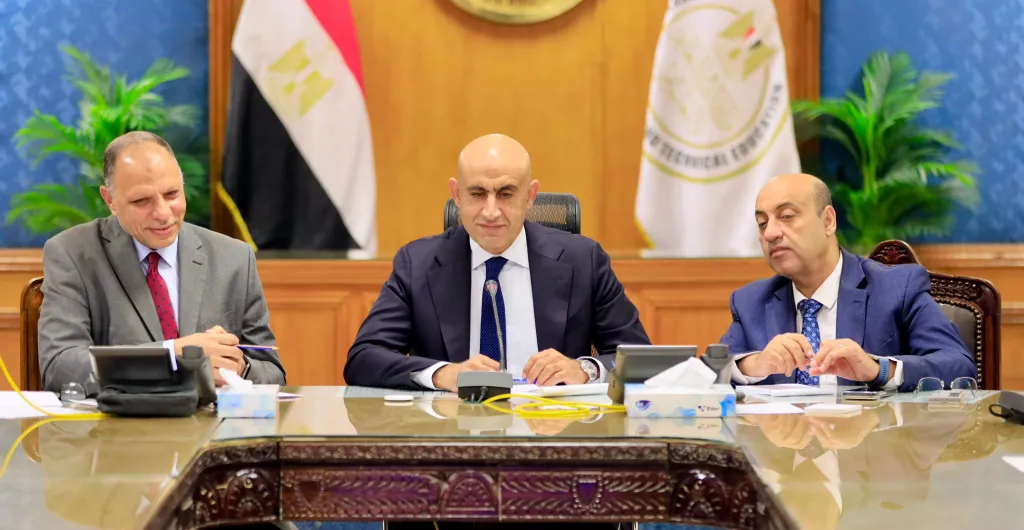 انضباط اللجان وتأمين شامل.. «التعليم» تعلن تقرير امتحان اللغة الأجنبية الثانية بالنظام القديم