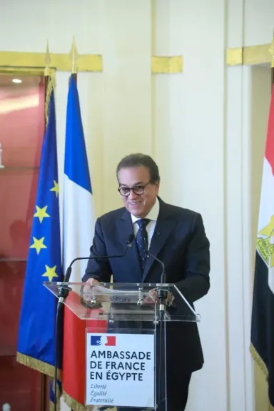 وزير الصحة: علاج أطفال غزة المصابين بالسرطان واجب إنساني مقدس