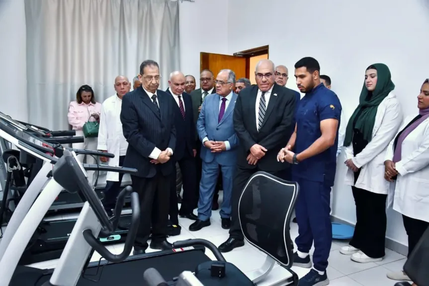 رئيس الهيئة العربية للتصنيع يؤكد على أهمية تعظيم نسب التصنيع المحلي وتوطين التكنولوجيا