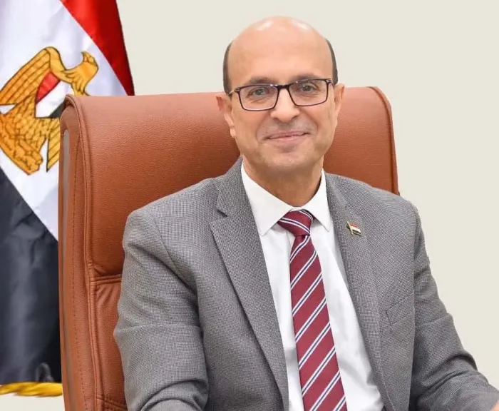تكريمًا لجهوده.. رئيس جامعة أسيوط الأهلية يطلق اسم الدكتور أحمد المنشاوي على دفعة تخرج 2026