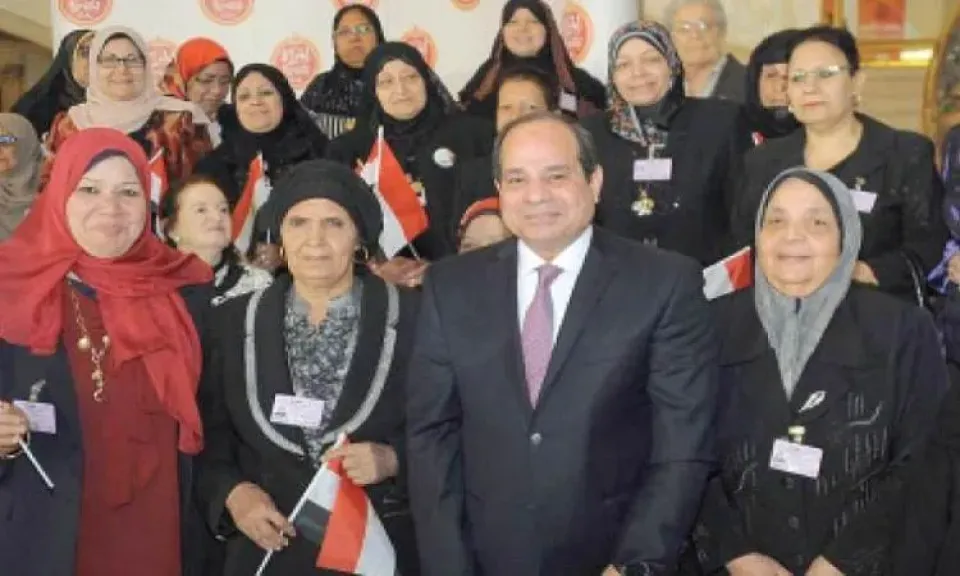 ثورة 30 يونيو..المرأة في قلب التنمية