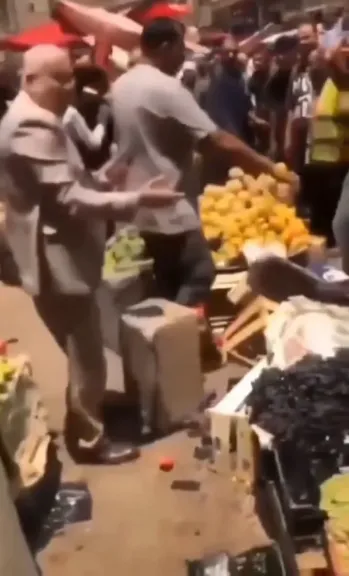 فيديو أشعل السوشيال ميديا.. تفاصيل مثيرة وراء واقعة رئيس مدينة طوخ وحملة الإشغالات