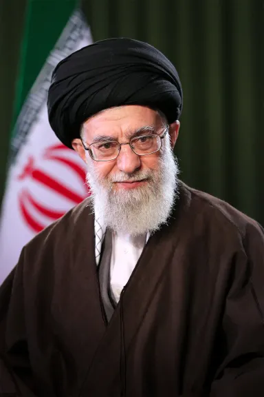 دلالات حضور ممثلين لمصر والسعودية مراسم تشييع جثمان المرشد الإيراني علي خامنئي