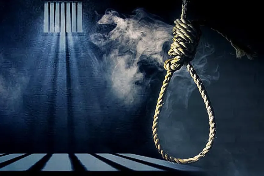 بسبب خلافات بينهم.. إحالة أوراق متهم بقتل شخص والشروع في قتل والدته بسوهاج إلى المفتى