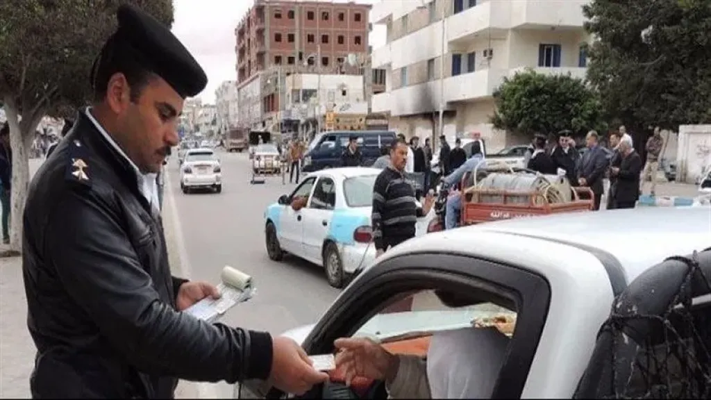 الحبس وغرامة تصل إلى 20 ألف جنيه.. تعرف على عقوبة قيادة سيارة بدون رخصة وفقًا لقانون المرور